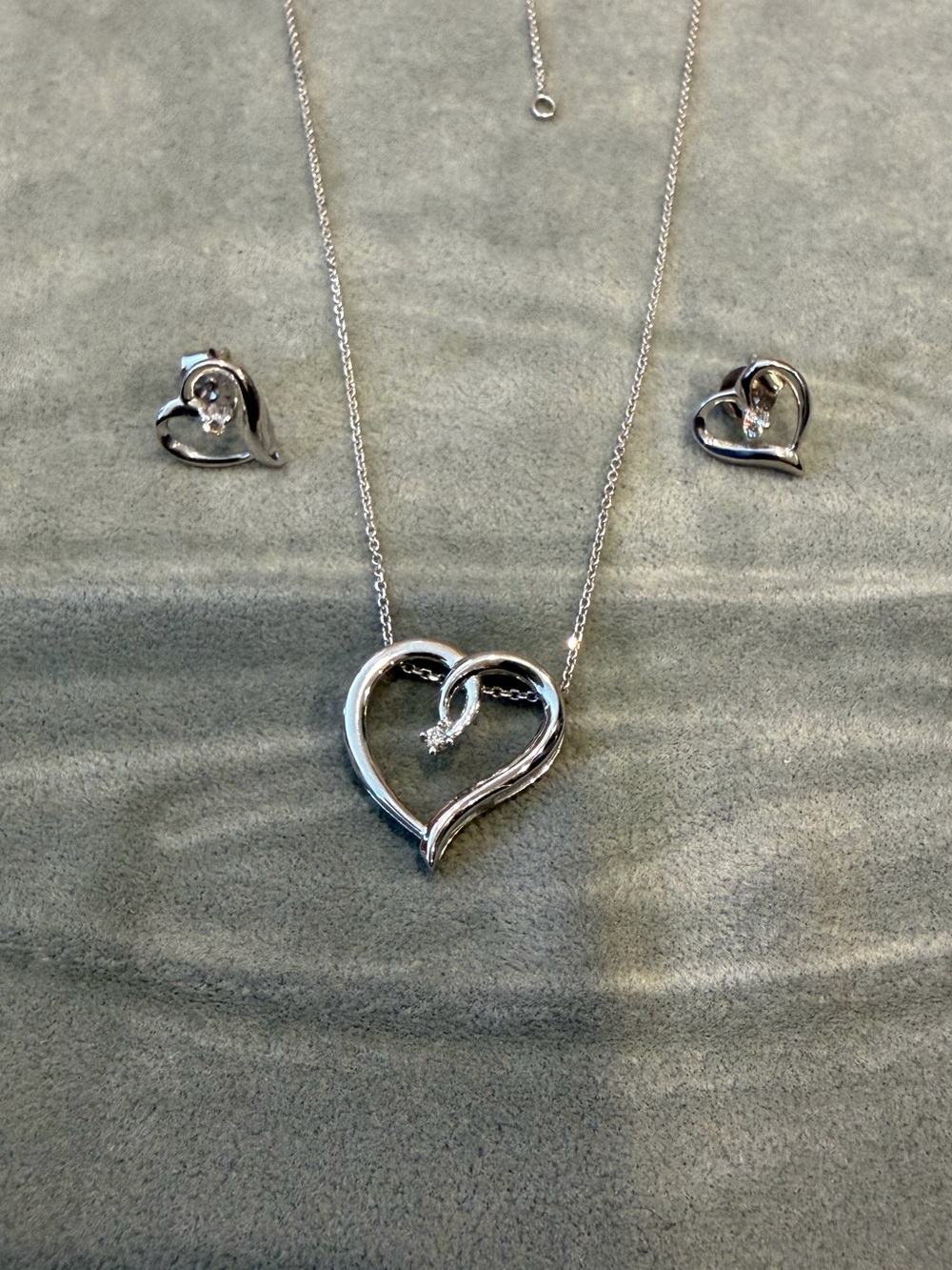 New Angara Diamond Sterling Silver Heart Pendant Necklace & Earrings Set